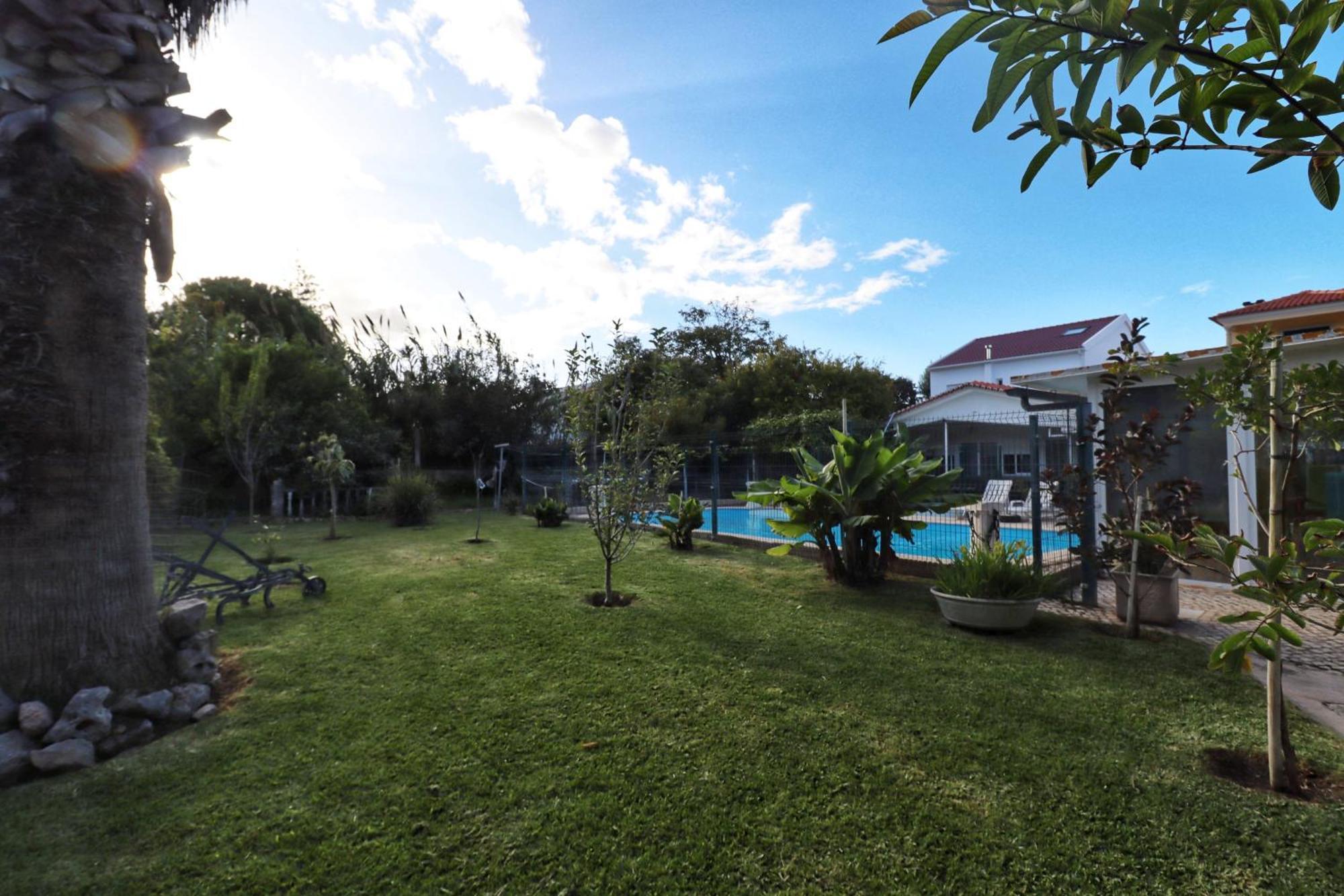 Hostel Jardins De Sao Luis Setúbal Exterior foto